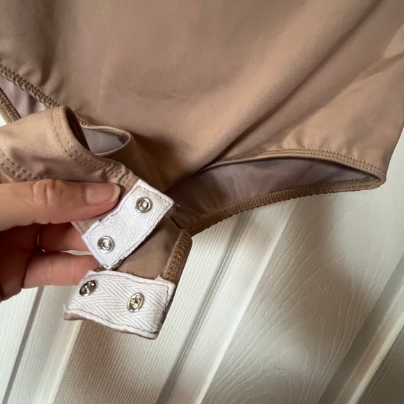 Medium- 21 Saints bodysuit -NWOT - Picture 6 of 6